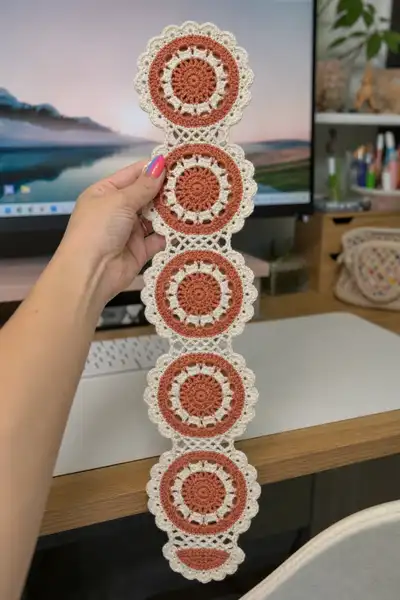 Terracotta Mandala Table Runner Pattern step 2 - assembly progress