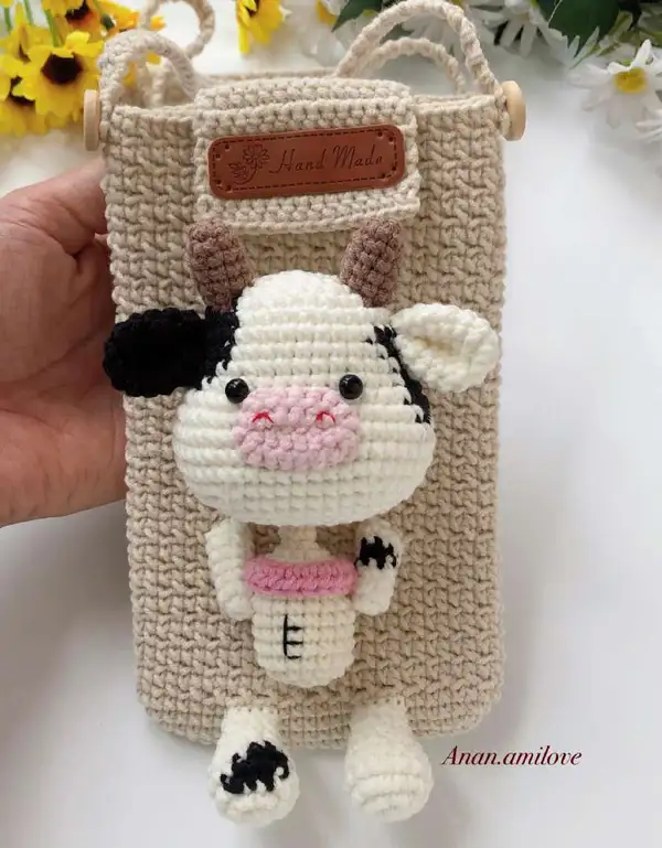 Cow Phone Pouch Amigurumi Pattern