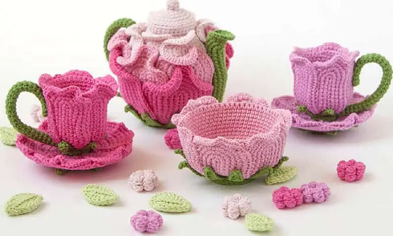 Free Intermediate crochet pattern: Floral tea set Amigurumi Pattern - Easy to follow tutorial