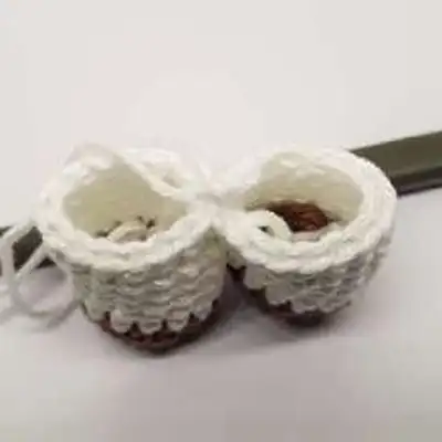 Zelda Amigurumi Pattern step 3 - details and accessories