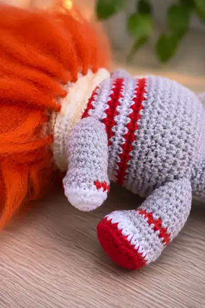 Mini Horror Dolls Amigurumi Pattern step 2 - assembly progress