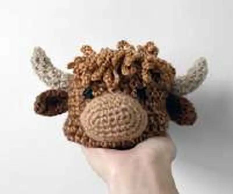 Free Beginner Friendly crochet pattern: Mungo Highland Cow Amigurumi Pattern - Easy to follow tutorial