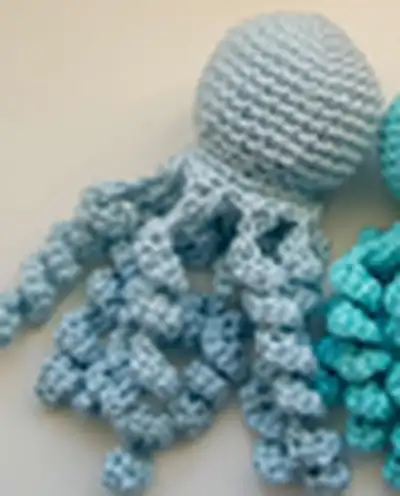 Crochet Octopus Amigurumi Pattern step 1 - construction progress