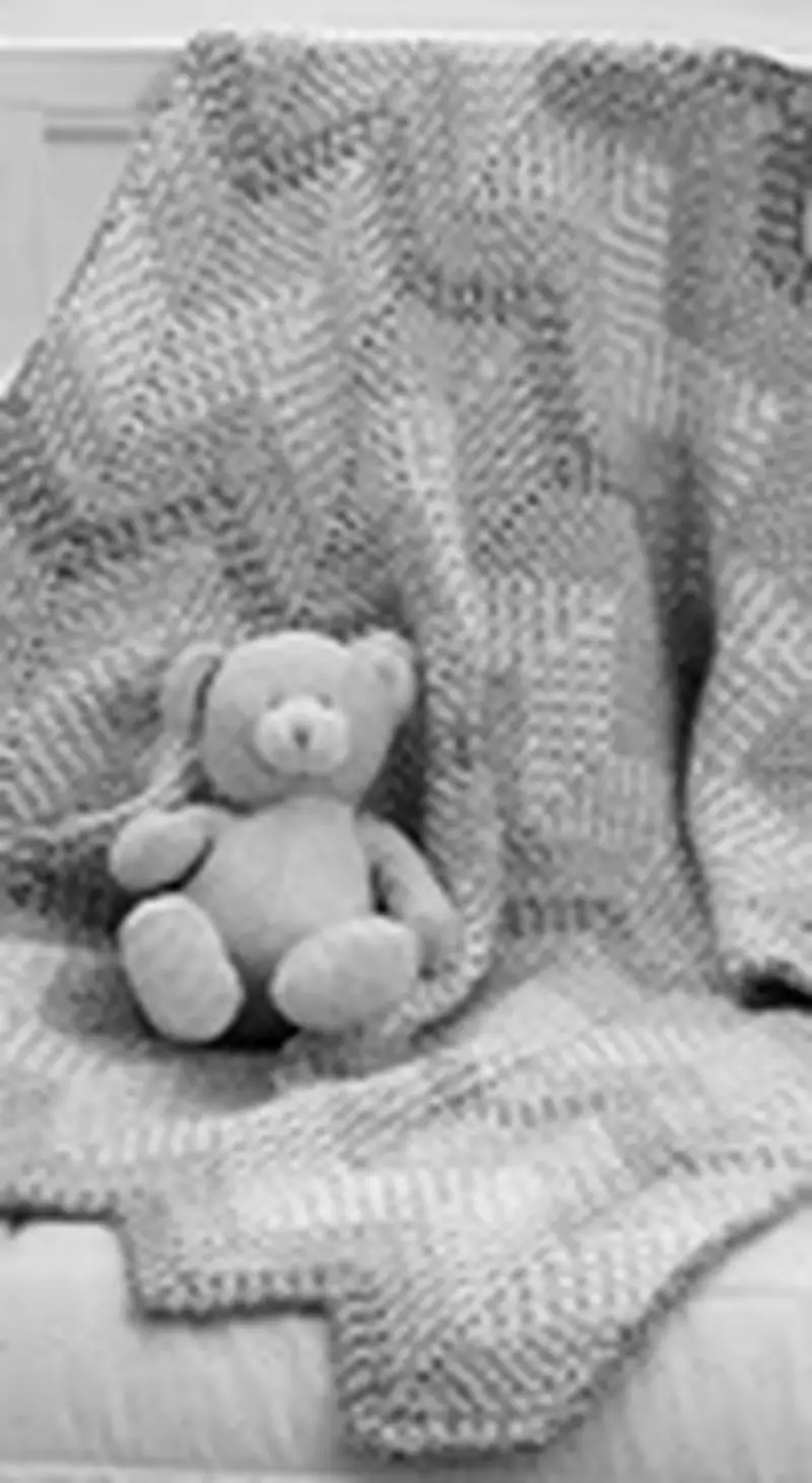 Free Beginner Friendly crochet pattern: Cascading Ripples Blanket Pattern - Easy to follow tutorial