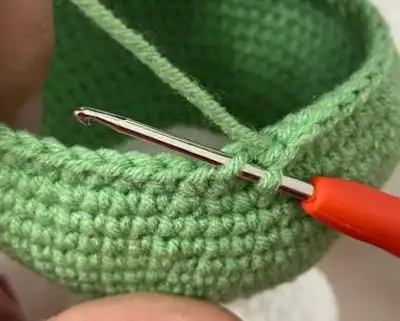 Crochet Emotional Support Pickle Amigurumi Pattern step 2 - assembly progress