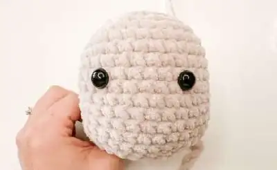Herbie Hedgehog Amigurumi Pattern step 3 - details and accessories