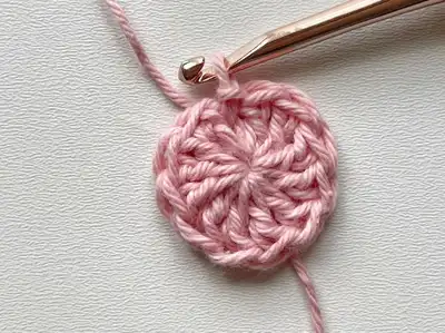 Elwen Granny Square Photo Tutorial Pattern step 2 - assembly progress