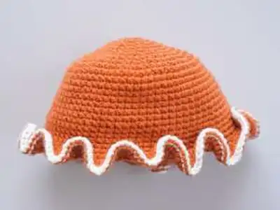 Caro-The Coral Girl Amigurumi Pattern step 3 - details and accessories