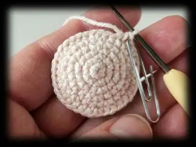 Mini Baby Doll Amigurumi Pattern step 3 - details and accessories