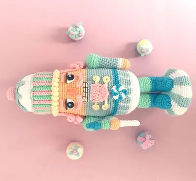 The Baby Blue Nutcracker Amigurumi Pattern step 1 - construction progress