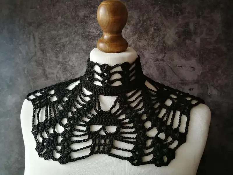 Free Intermediate crochet pattern: Crochet Skull Collar Pattern - Easy to follow tutorial