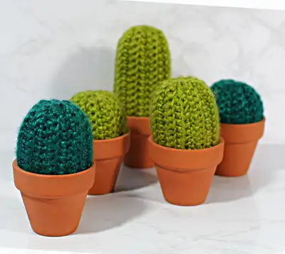 Cactus Amigurumi Pattern step 4 - final assembly and finishing
