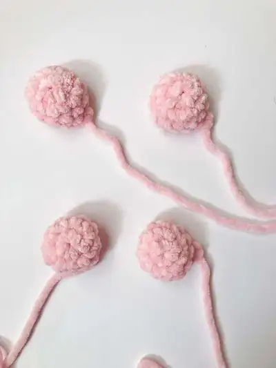 Cute cat Amigurumi Pattern step 4 - final assembly and finishing