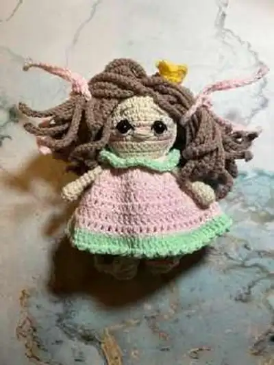Castle for a Princess Amigurumi Pattern step 2 - assembly progress