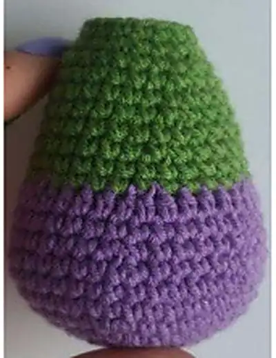 Mini Hulk Amigurumi Pattern step 3 - details and accessories