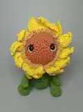 Baby Sunflower Amigurumi Pattern step 4 - final assembly and finishing