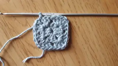 Color Block Square Crochet Coasters Pattern step 3 - details and accessories