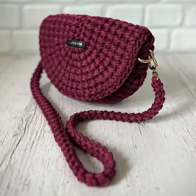 Slice Handbag Crochet Pattern step 1 - construction progress
