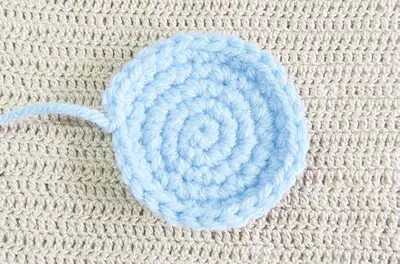 Bunny Amigurumi Pattern step 4 - final assembly and finishing