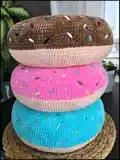 Crochet Donut Pillow Pattern step 1 - construction progress
