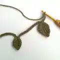 Leaf Garland Pattern step 3 - details and accessories