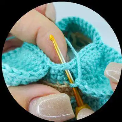 Yogi Girl Amigurumi Pattern step 2 - assembly progress