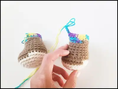 Oakley the Monkey Amigurumi Pattern step 3 - details and accessories