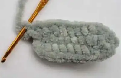 Pillow-dog Amigurumi Pattern step 4 - final assembly and finishing