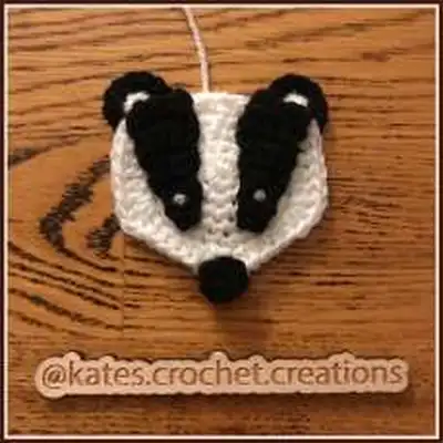 Animal Kingdom Blanket Pattern step 3 - details and accessories