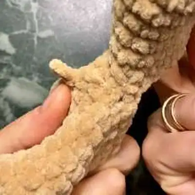 Deer Crochet Amigurumi Pattern step 4 - final assembly and finishing