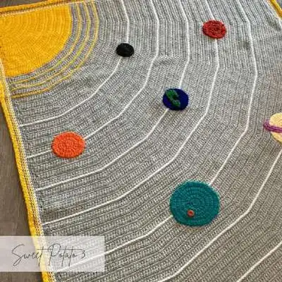 Solar System Space Blanket Pattern step 2 - assembly progress