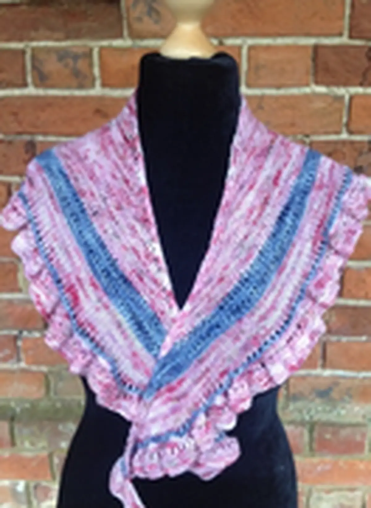 Shawl Ruffle Ruffled By The Wind Shawl Pattern - Intermediate