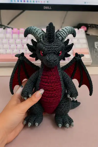 Big Charcoal Demon Dragon with Ram Horns and Red Belly Amigurumi Pattern step 1 - construction progress