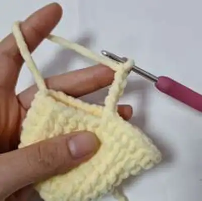 Duck No Sew Amigurumi Pattern step 2 - assembly progress