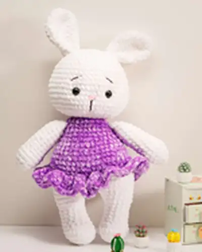 Lily Bunny Amigurumi Pattern step 4 - final assembly and finishing