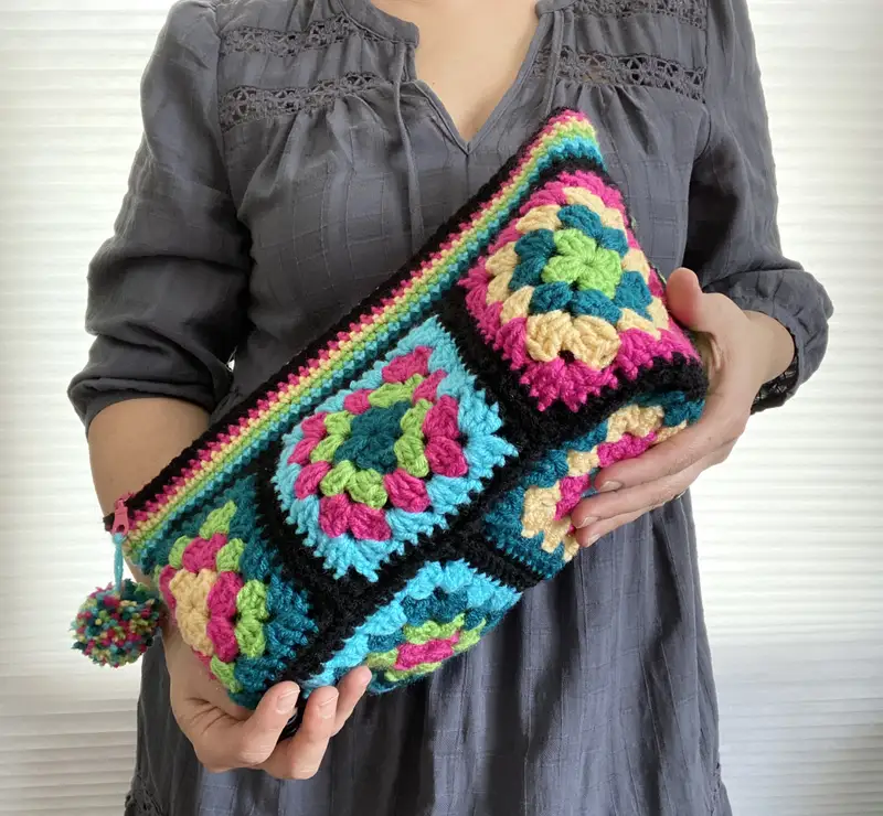 Free Intermediate crochet pattern: Bonita Project Bag Pattern - Easy to follow tutorial