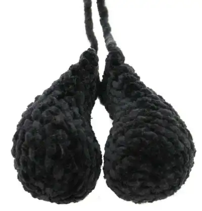 Yumi the Baby Panda Amigurumi Pattern step 4 - final assembly and finishing