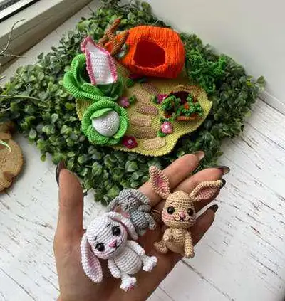 Bunny's House Amigurumi Pattern step 2 - assembly progress