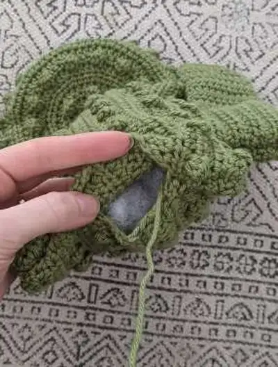 Crochet Cactus Pillow Pattern step 4 - final assembly and finishing