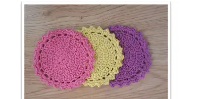 Easy Crochet Coasters Pattern step 1 - construction progress