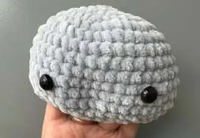 Bunny Hand Puppet Amigurumi Pattern step 2 - assembly progress