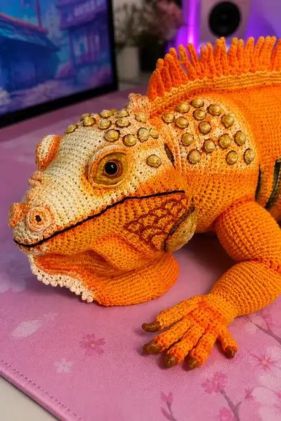 Giant Orange Iguana Amigurumi Pattern step 2 - assembly progress