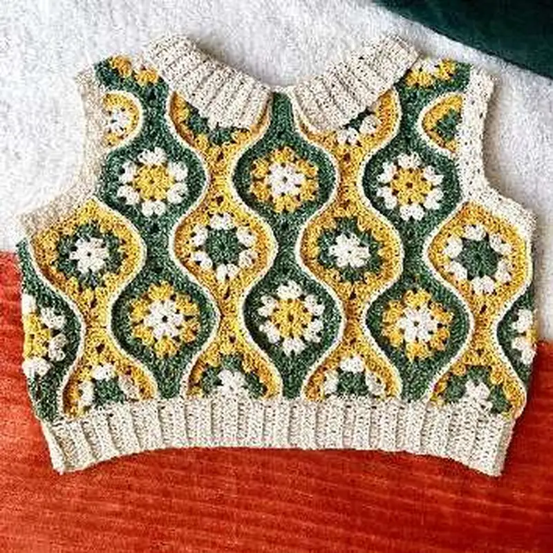 Free Intermediate crochet pattern: Ada Top Pattern - Easy to follow tutorial