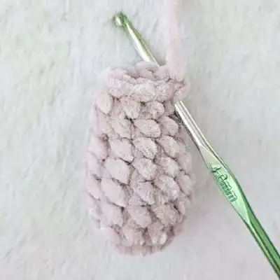 Plush Ballerina Bear Amigurumi Pattern step 2 - assembly progress
