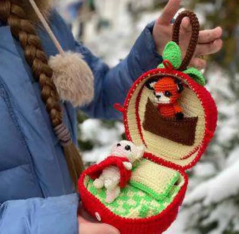 Free Intermediate crochet pattern: Baby Fox in Apple Bag Amigurumi Pattern - Easy to follow tutorial