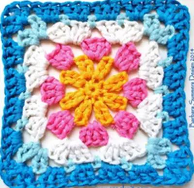 Daisy Granny Crochet Square Pattern step 2 - assembly progress