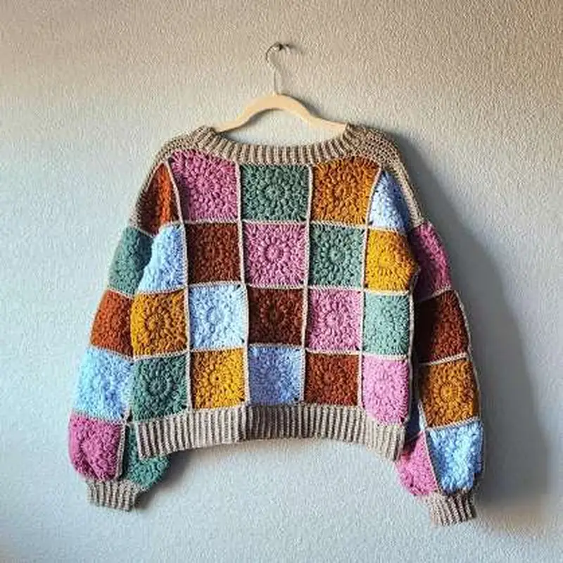 Free crochet pattern: Patchwork Sweater Pattern - Intermediate level tutorial