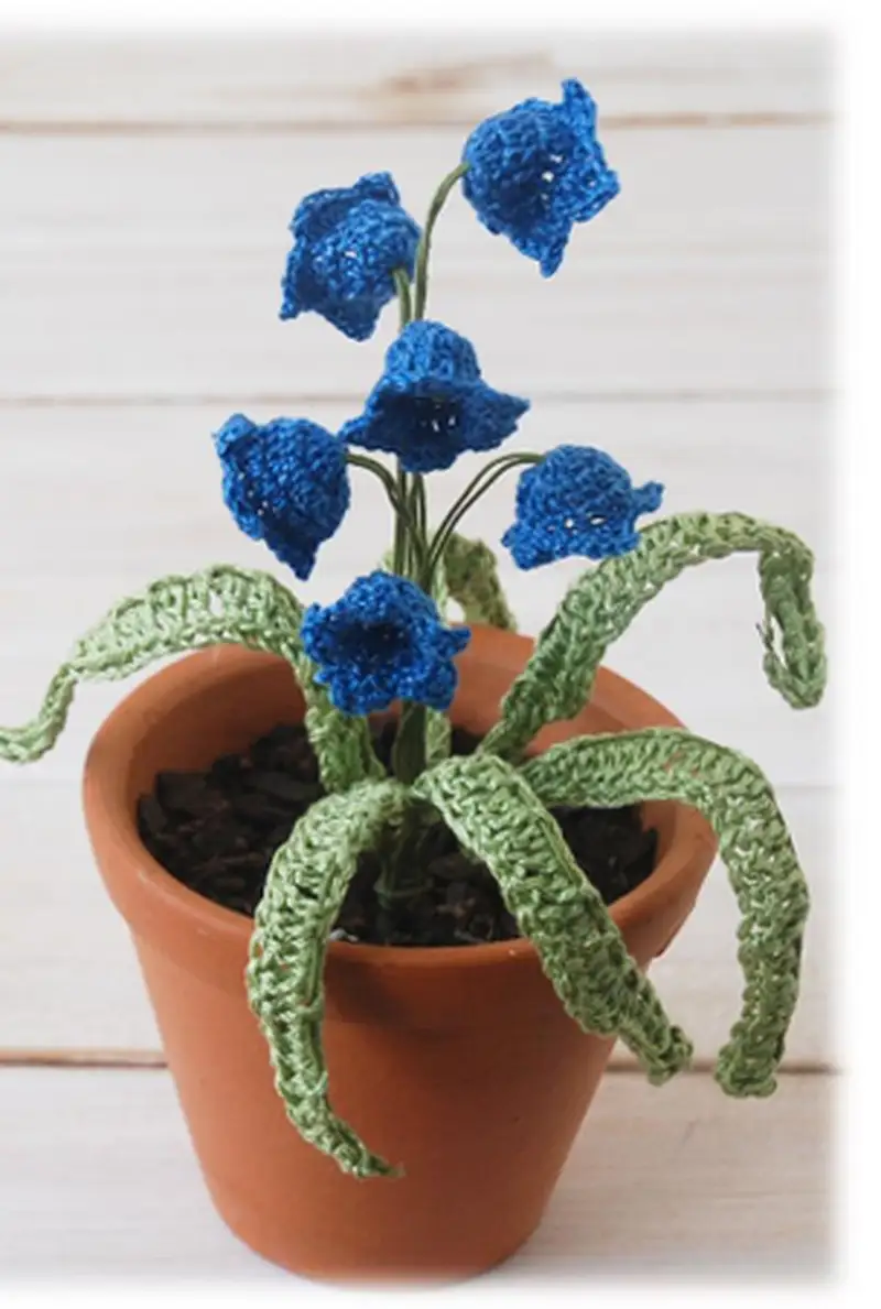 Free Beginner Friendly crochet pattern: Crochet Bluebell Pattern - Easy to follow tutorial