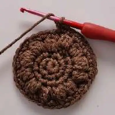 The Magic of Autumn Pine Cone Amigurumi Pattern step 3 - details and accessories