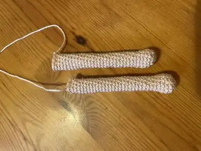 Iris Doll Amigurumi Pattern step 2 - assembly progress